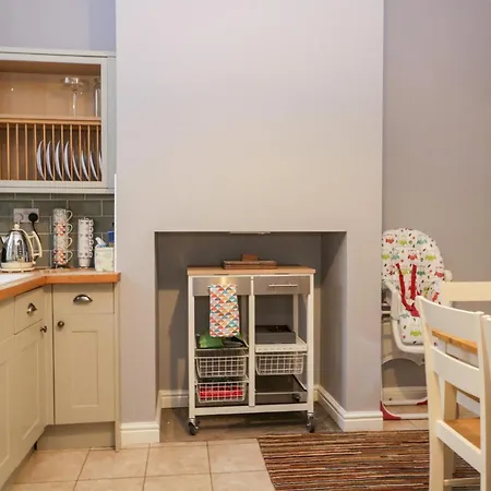 7 Railway Holiday home *